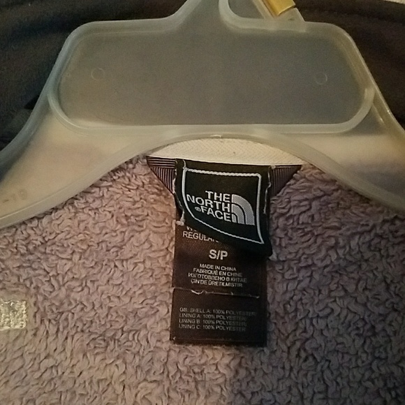 Women's North Face grey fleece. Size small - Picture 3 of 3